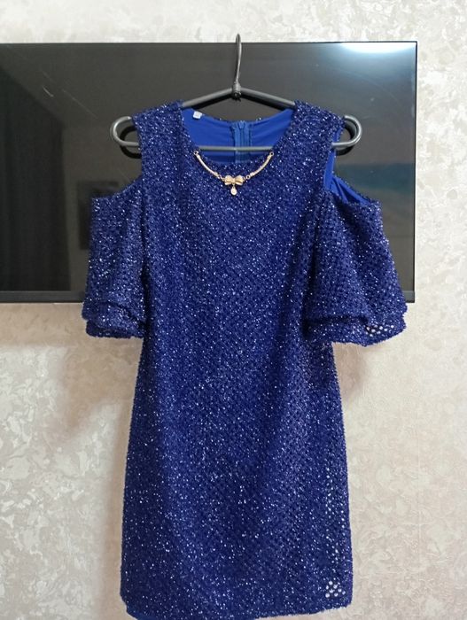 Плаття для дівчини