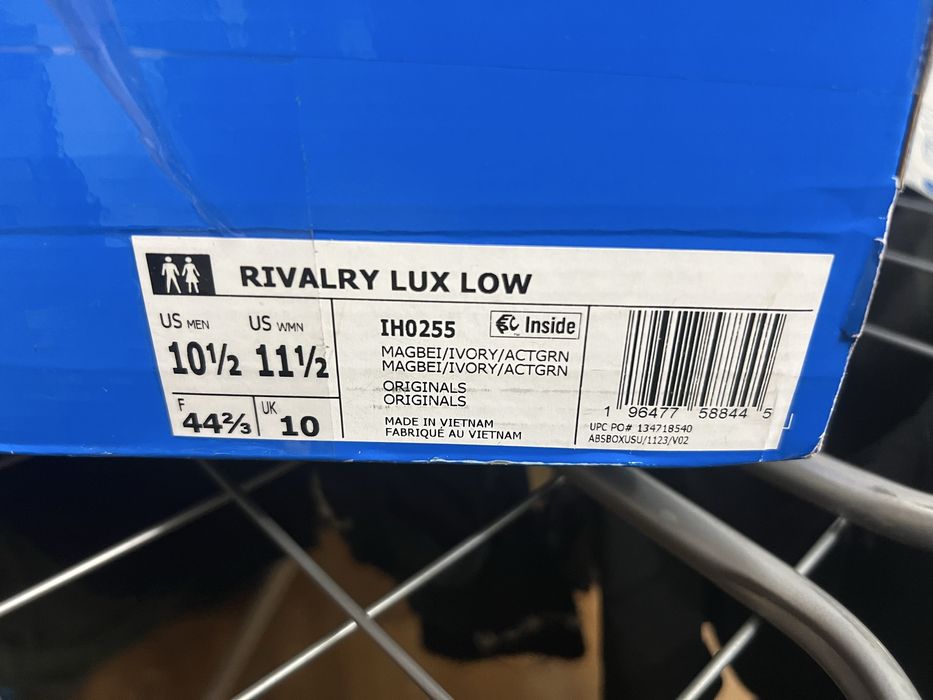 Adidas rivalry lux low