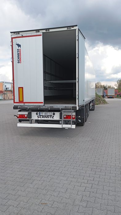 Cesja Ford f max plus naczepa schimtz