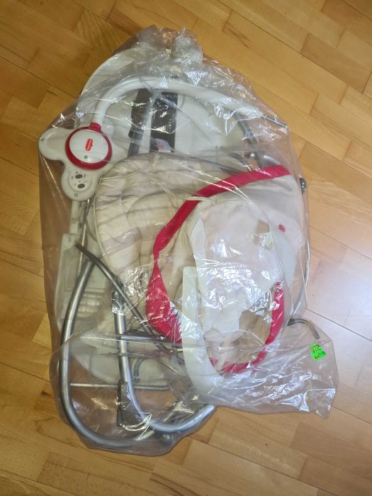 Tiny Love, wielofunkcyjny leżaczek bujaczek łóżeczko, 3w1