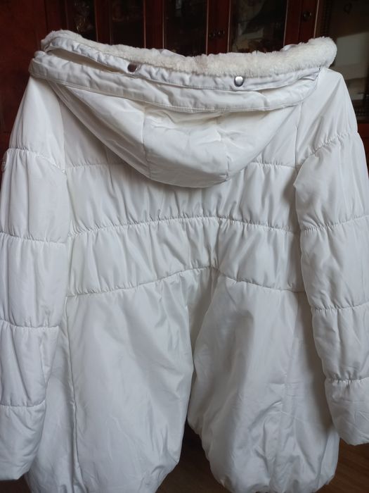 Теплі куртки.Жіноча