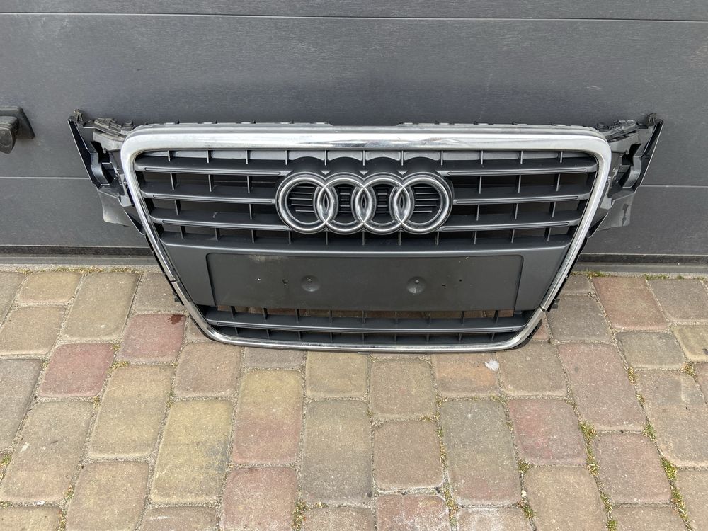 Atrapa grill audi a4 b8 gril znaczek chrom