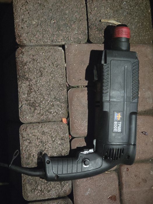 Młotowiertarka udarowa