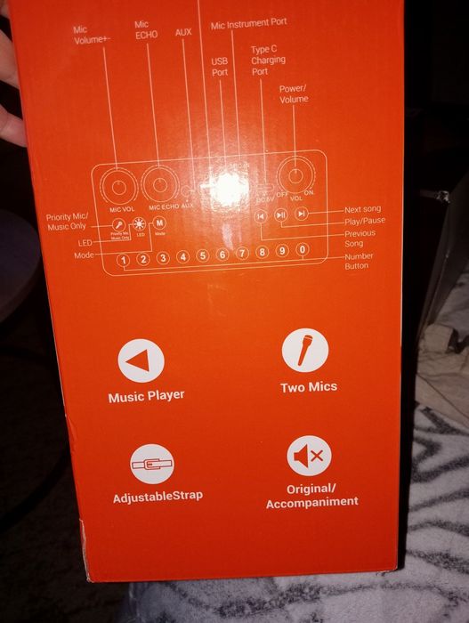 Głośnik z dwoma mikrofonami