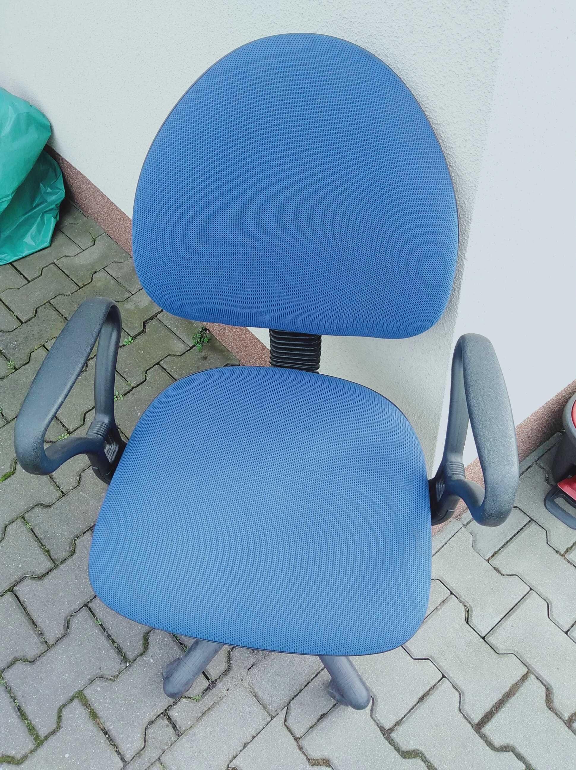 Krzesło obrotowe biurowe Nowy styl. Stan bdb wszytko sprawne.