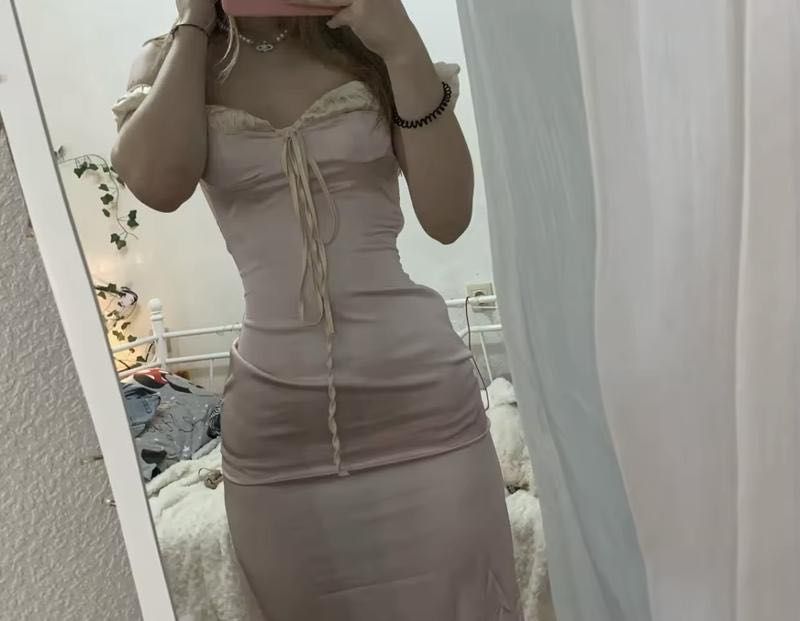 Атласна сукня максі