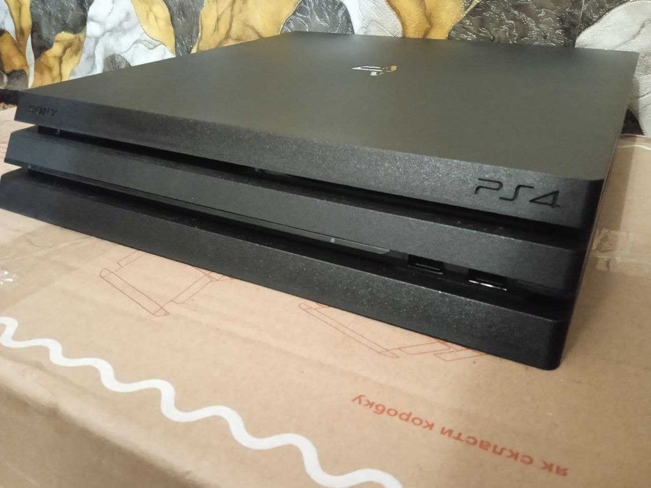 PlayStation 4 Pro / PS4 Pro