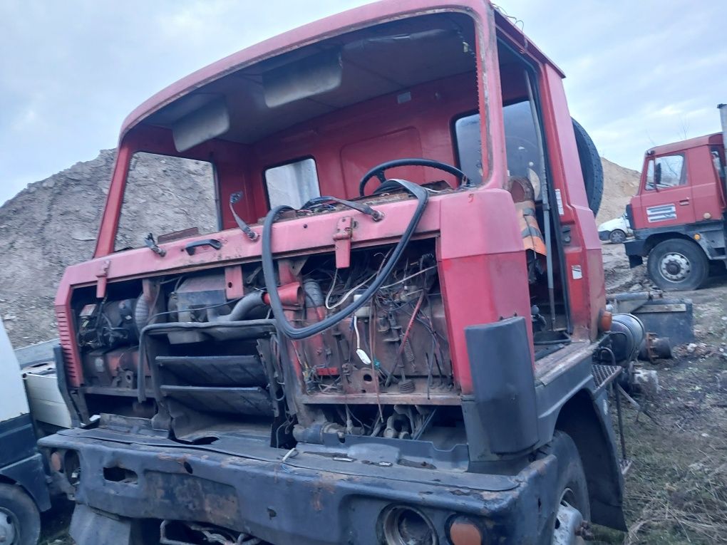 Tatra 815 części