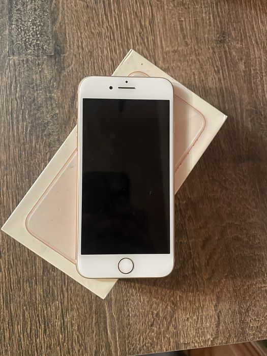 Продам Айфон 8 на 256 гб,apple 8
