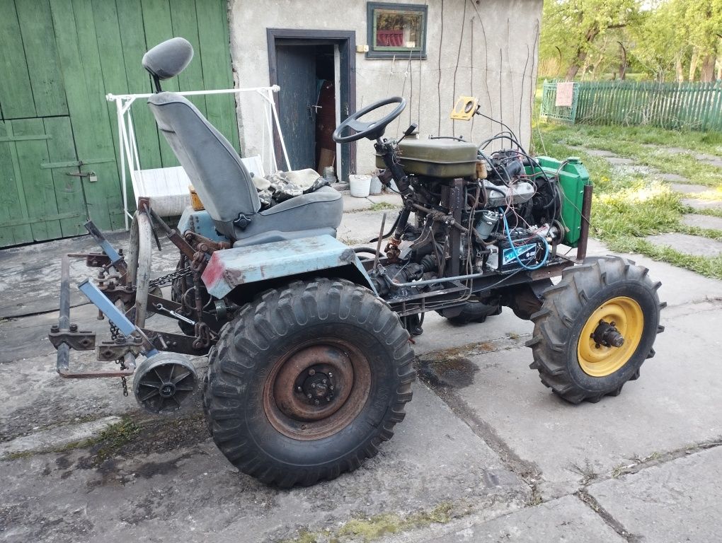 Саморобний трактор конструктор з навісним