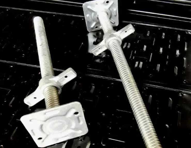 Base Nivelador Galvanizado p/ Andaime Europeu e Tradicional Novo