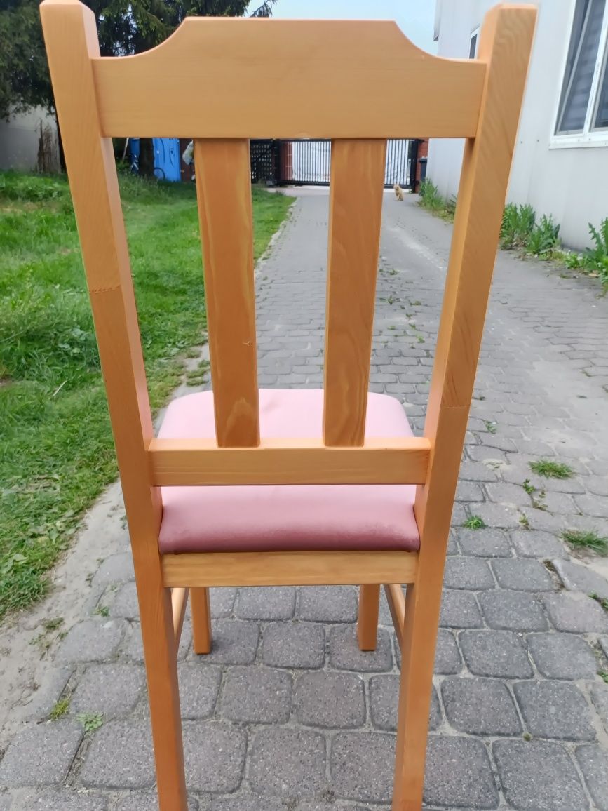 Krzesło drewniane tapicerowane