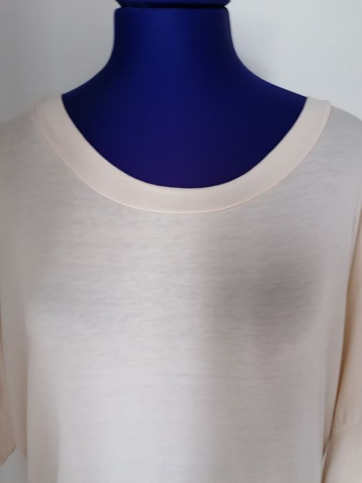 Bluzka beżowa z wiązaniem