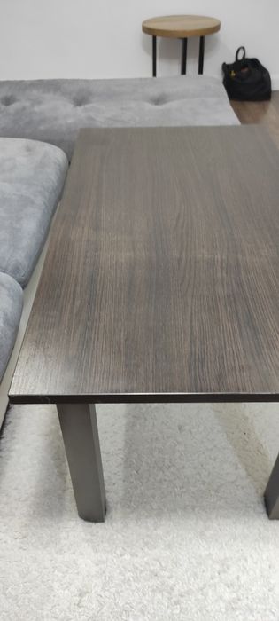 Журнальний стіл міцний якісний ножки дерево