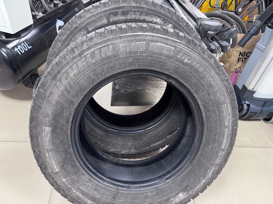 Opony Michelin 215/70R 15 CP bieżnik ponad 7mm