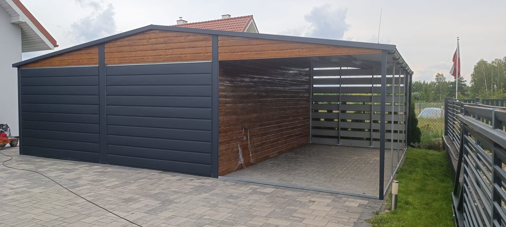Garaż 6x6 Drewnopodobny Złoty dąb orzech pozomo panel