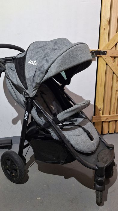 Wózek spacerówka Joie