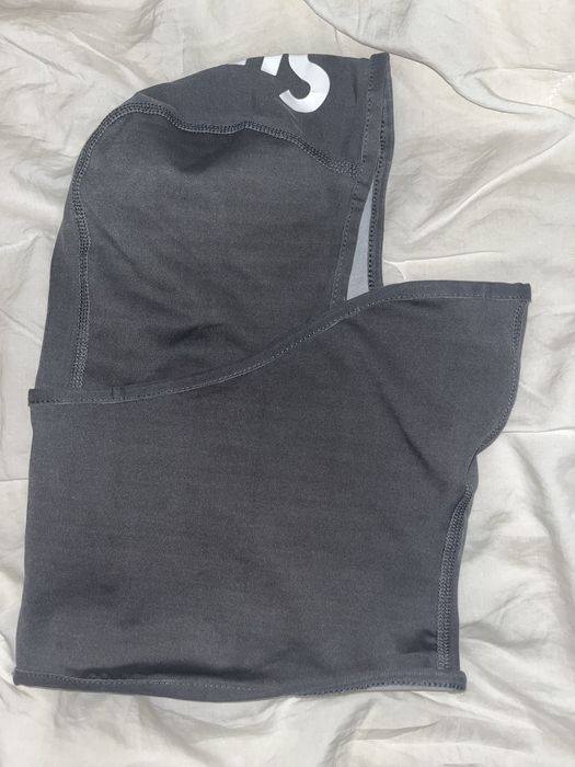 Балаклава supreme сіра міняє коляр при нагриванні