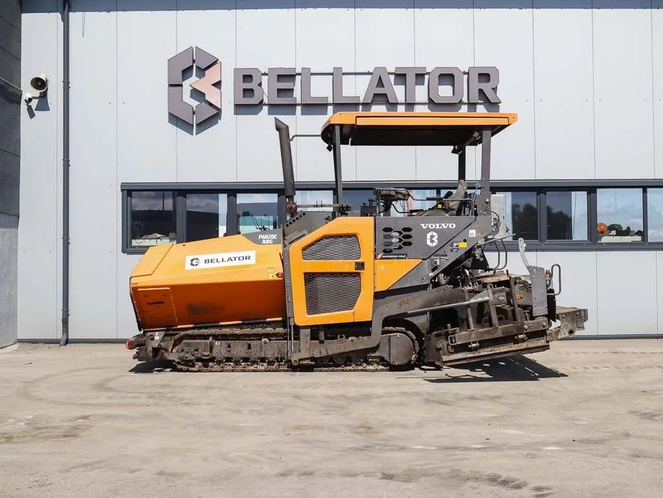 Volvo ABG P6820C  Gąsienicowa rozkładarka asfaltu z poszerzeniami do 6.5 m, diler TESAB