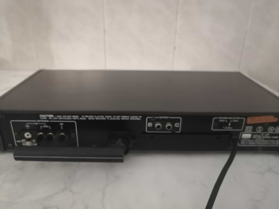Sansui T-77 Sintonizador