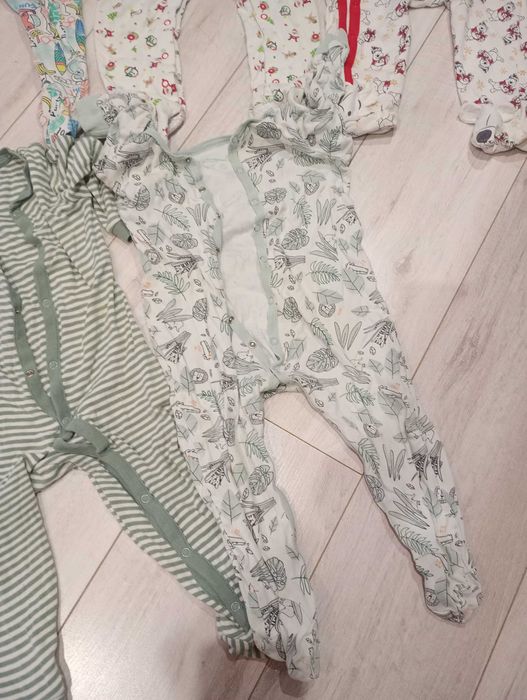 Pajace , spodnie i sweter