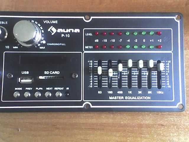 Kolumna aktywna Auna P-10 przedni panel sterowania