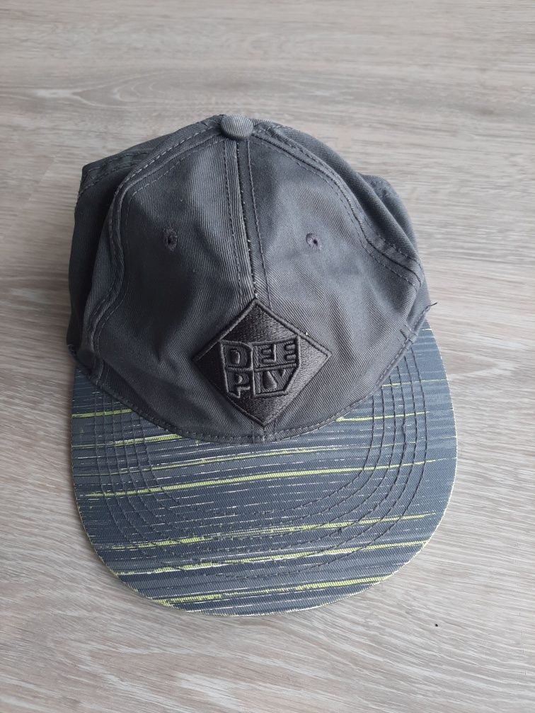 Boné/chapéu Deeply