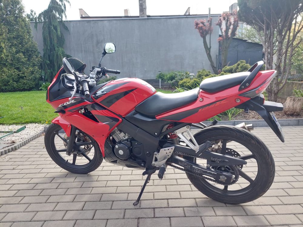 Honda CBR 125   2007 r.    JC39