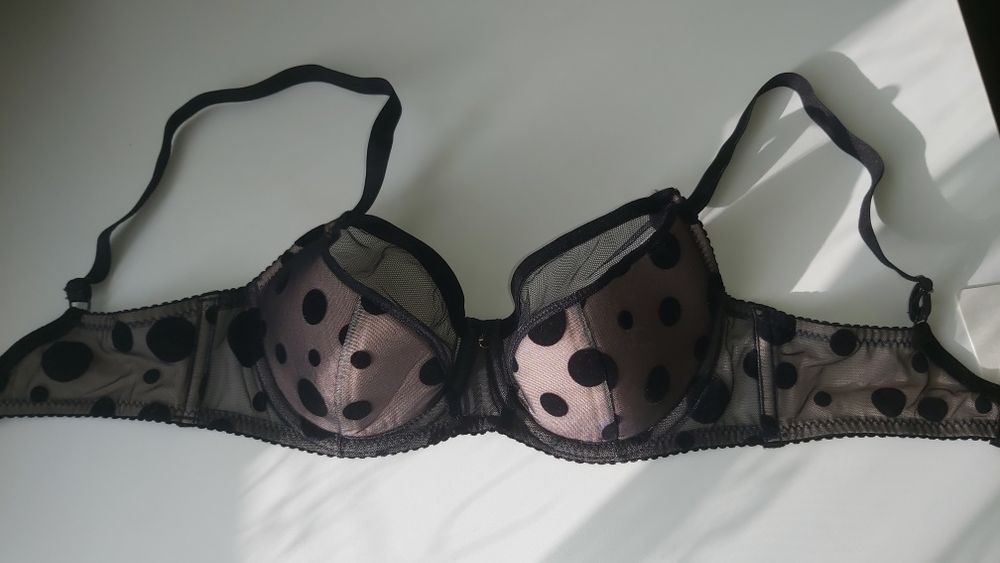 Biustonosz półusztywniany Gorteks nowy Daphne rozmiar 65D czarno-beżow