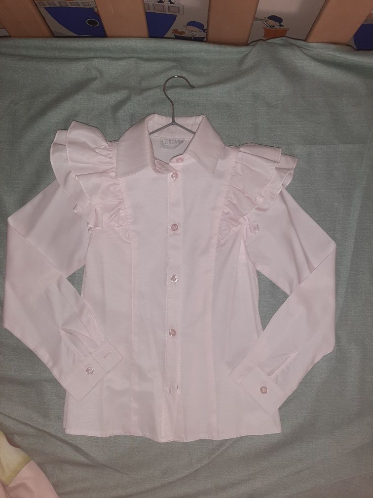 Блузка для девочки нежно розовая 128