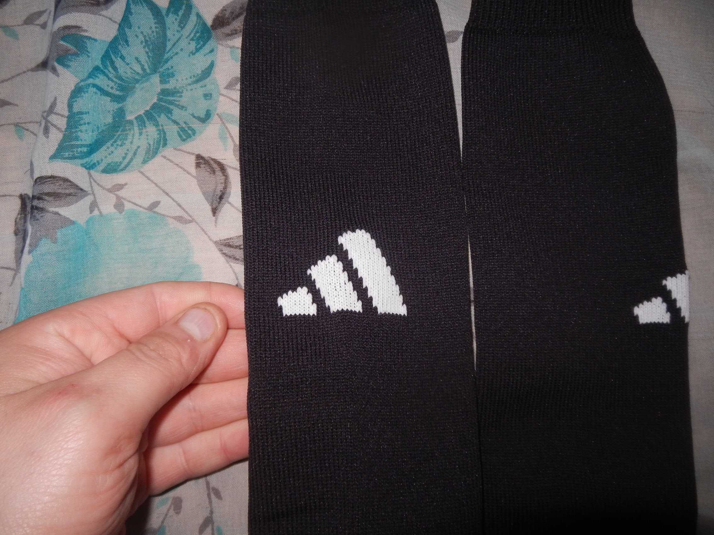 ADIDAS Getry PIŁKARSKIE rozm.1 (około 20cm stopa)rozm.ok.29-34