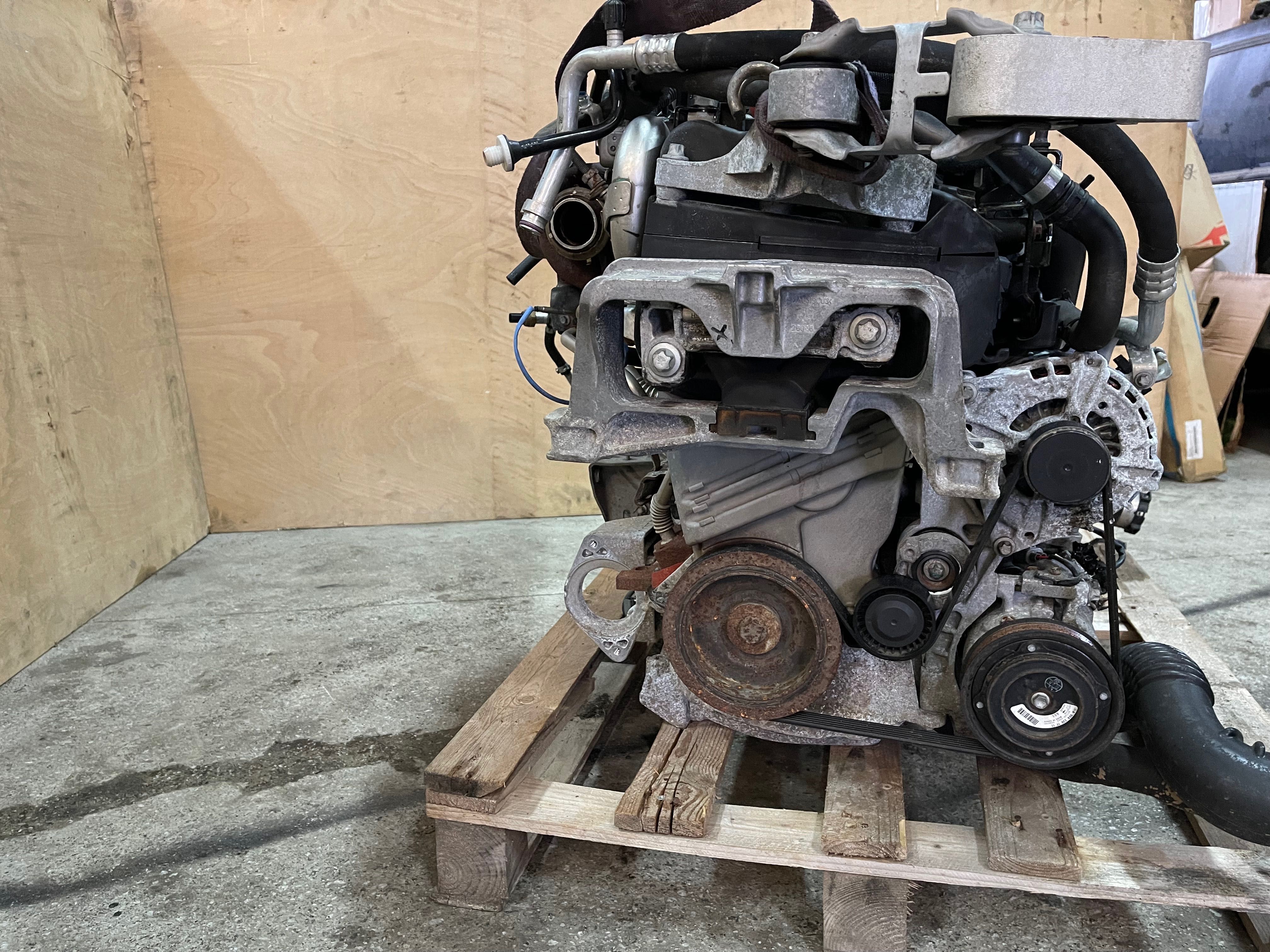 MOTOR MERCEDES B180 W246 W242 K9K452 K9K.452 como Novo Motor Renault