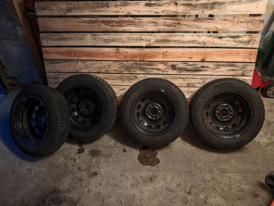 Koła 14 cali Ford 4x108 z oponami zimowymi