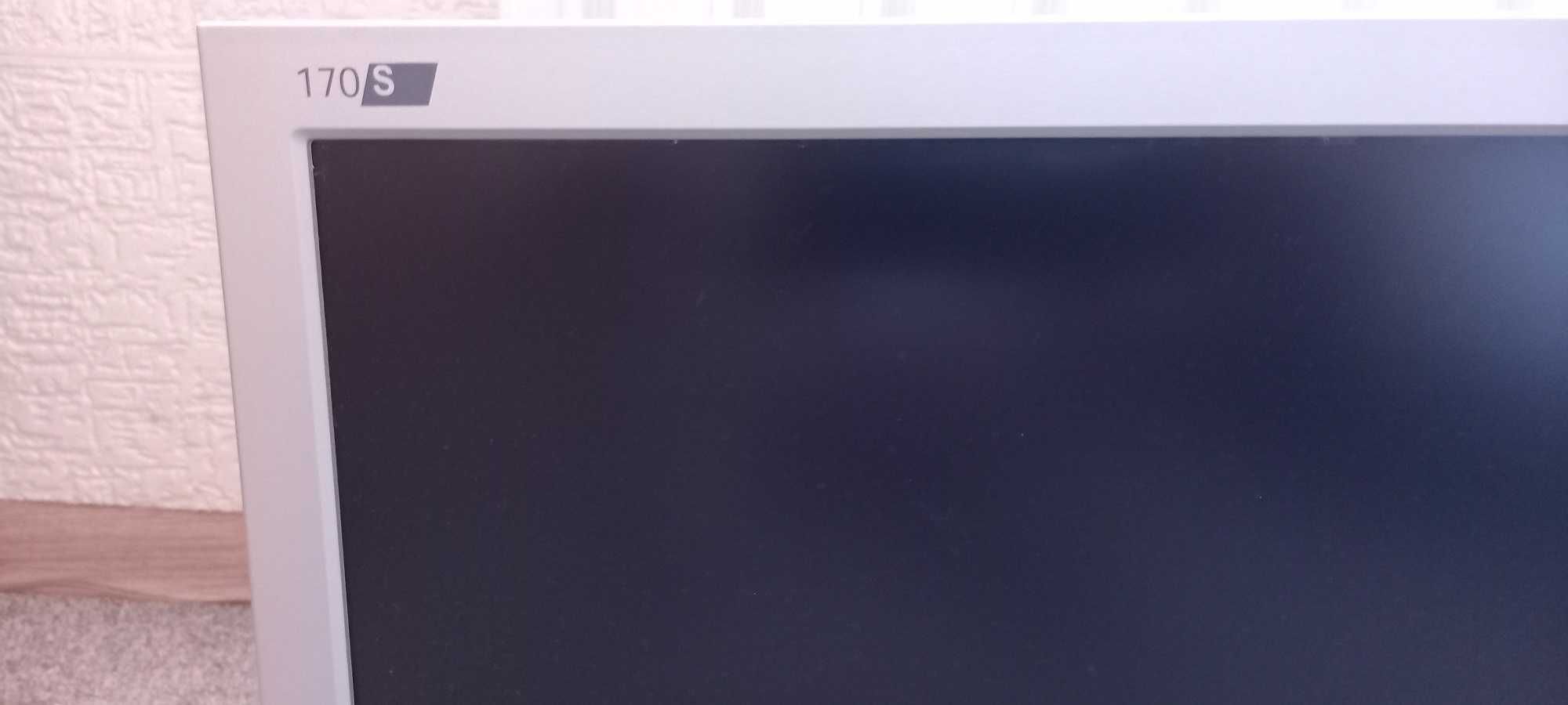 Monitor Philips 107S5