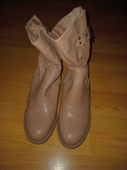 Чоботи жіночі Flyfor