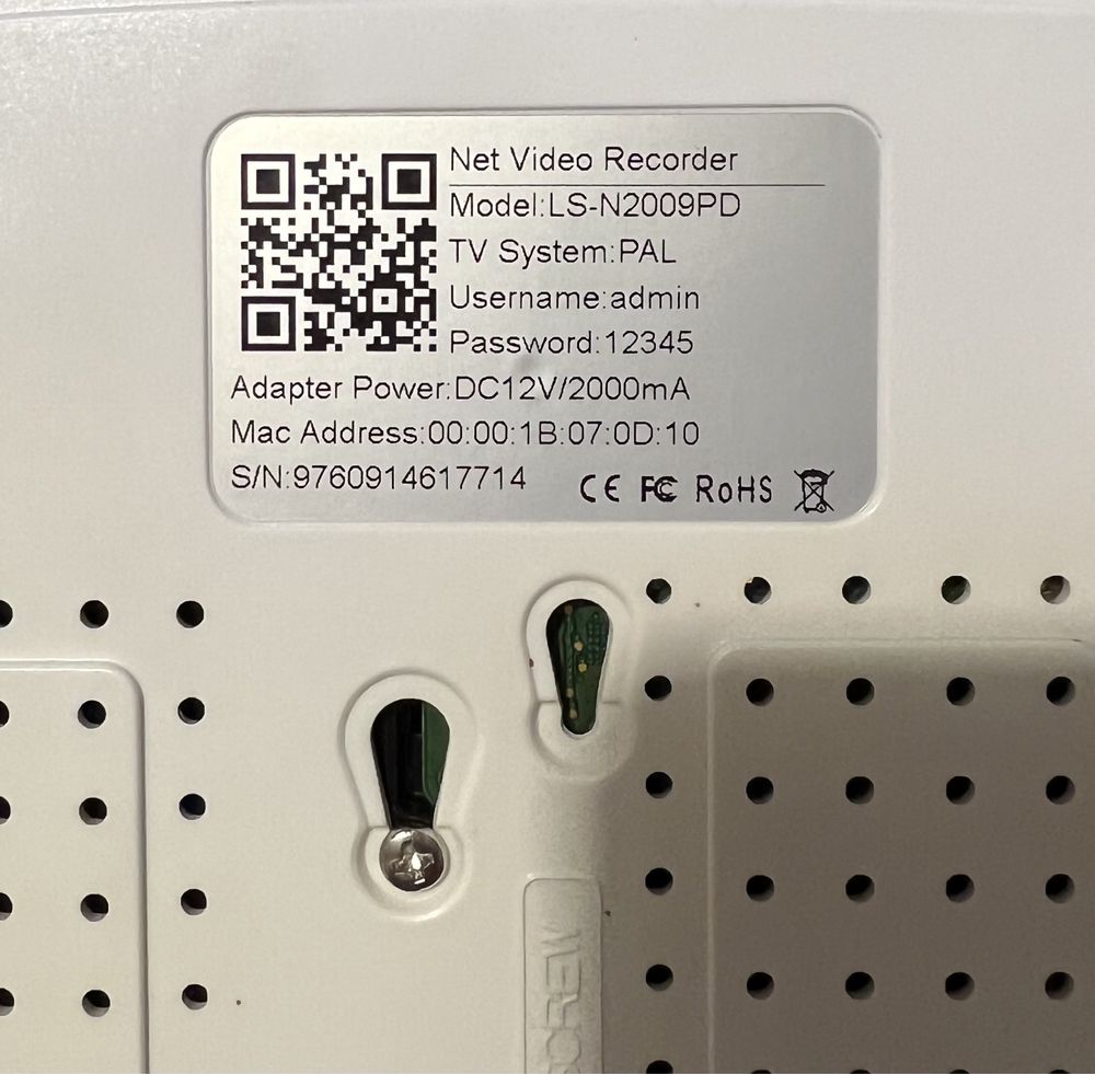 Rejestrator CCTV NVR ONVIF IP 9 kanałowy LS-N2009PD + kamera IP gratis