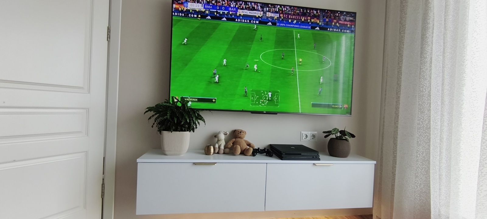 PlayStation 4 Pro 1Тб