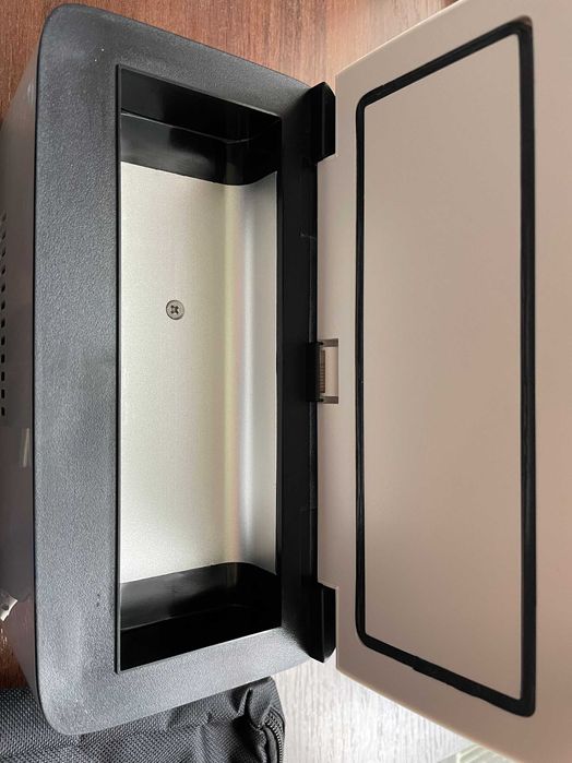 Мини холодильник для инсулина, лекарств, косметики Coolbox