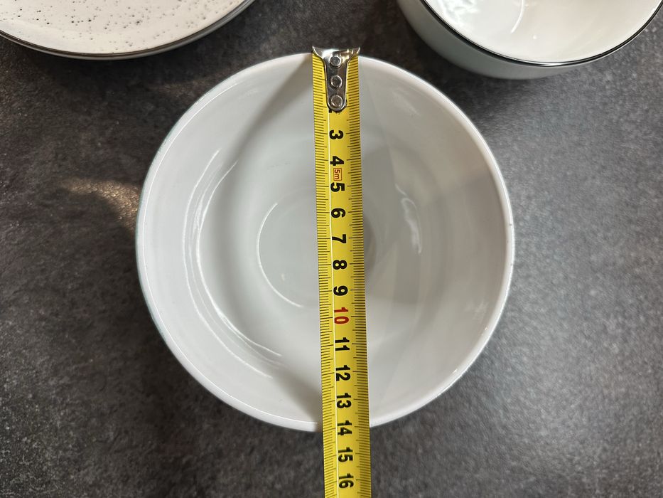 Стильний та якісний Посуд тарілка салатник супова миска