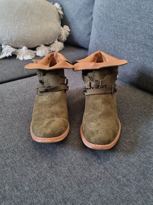 Piękne jesienne saszki, rozm.36, khaki, zamsz, łancuszki