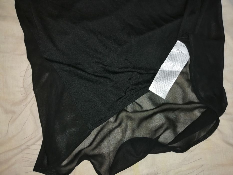 NEW YORKER bluzka bluzeczka koszulka _ Z TYŁU WYCIĘCIE _ Xs/s _NOWA!