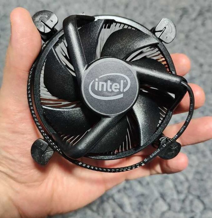 Процесор Intel Core i5-11400F Box (BX8070811400F) LGA1200