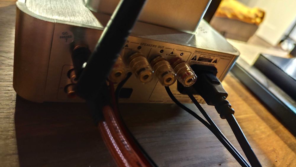 Taga Harmony HTA-700b V.3 (PSVANE) wzmacniacz hybrydowy, świetny stan