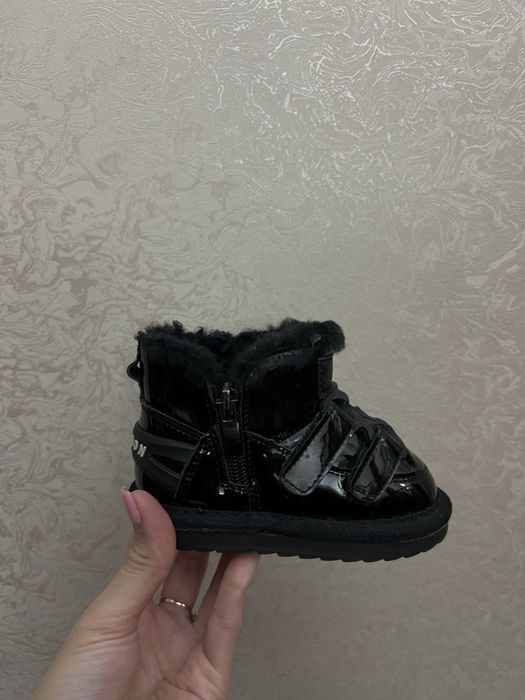 Взуття зимове дитяче