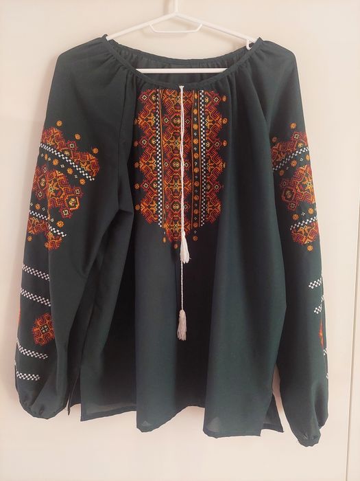Вишиванка жіноча р.38