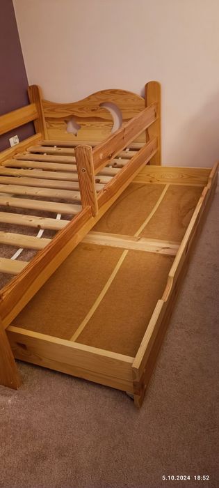 Łóżko dziecięce drewniane z barierką 80x160