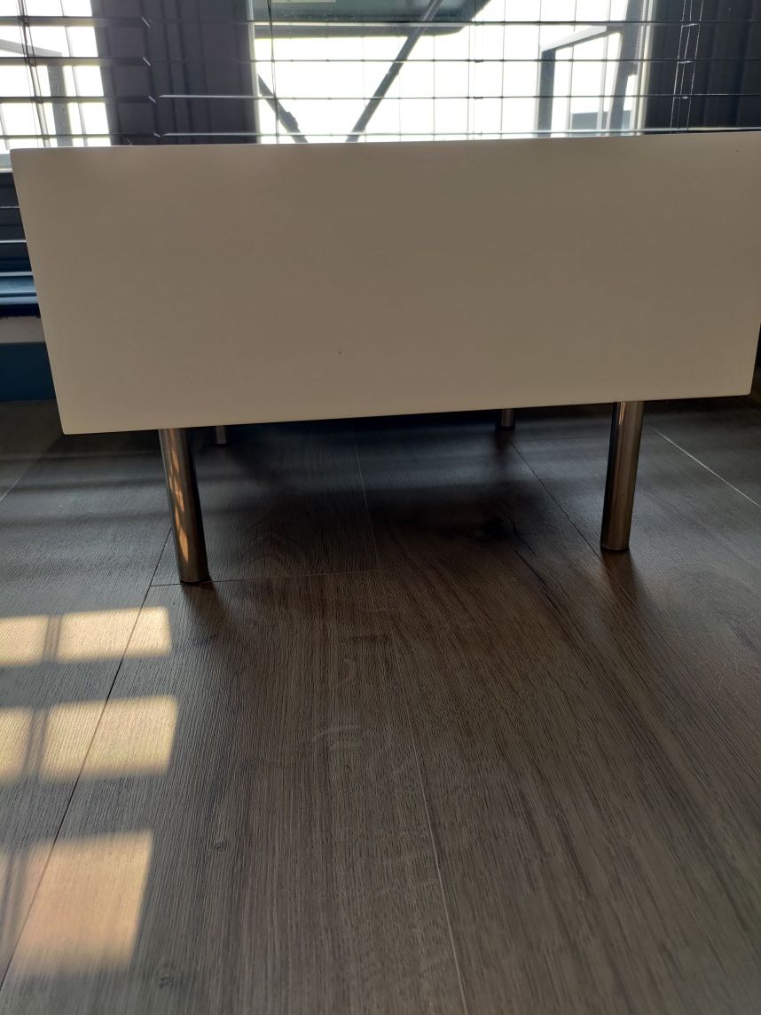 Stolik kawowy 50x50 MDF lakier biały mat