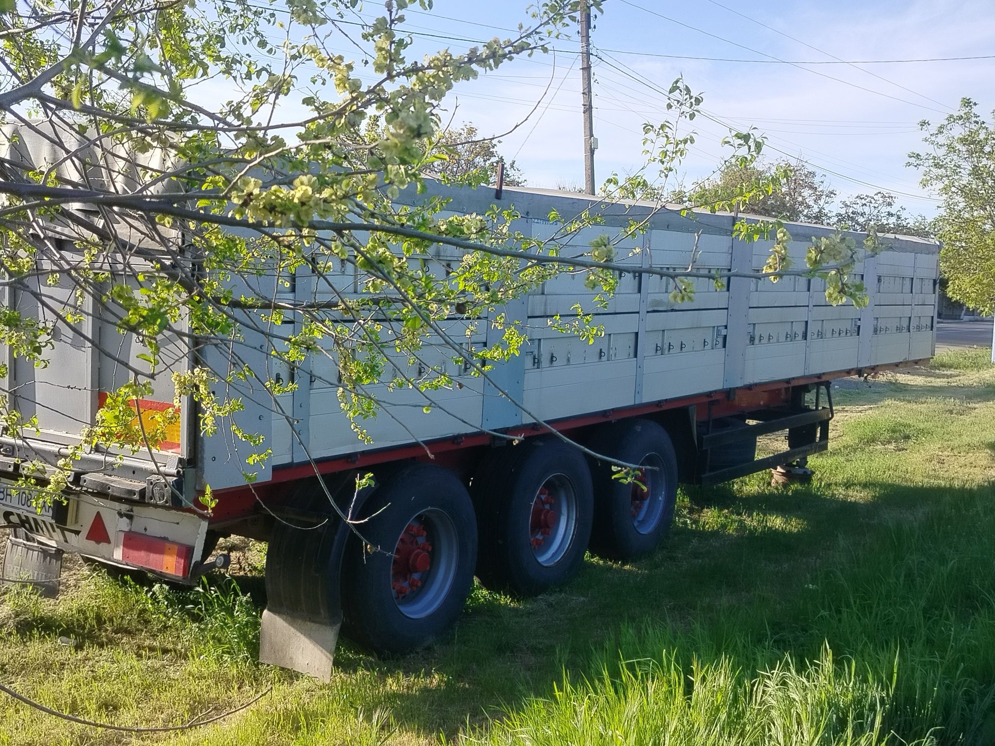 продам, обміняю зерновоз  .