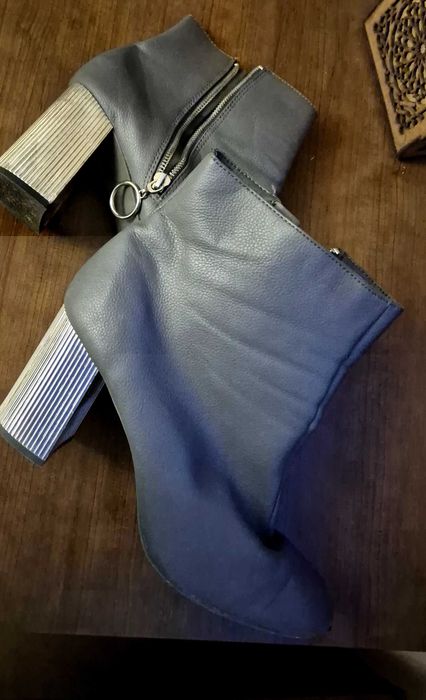 Efektowne botki zimowe 41