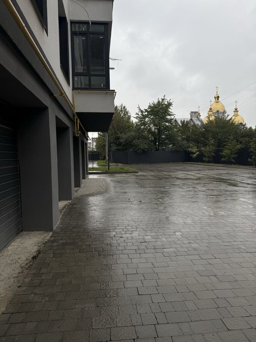 Продаж гаража у зданому будинку.Нац Гвардії